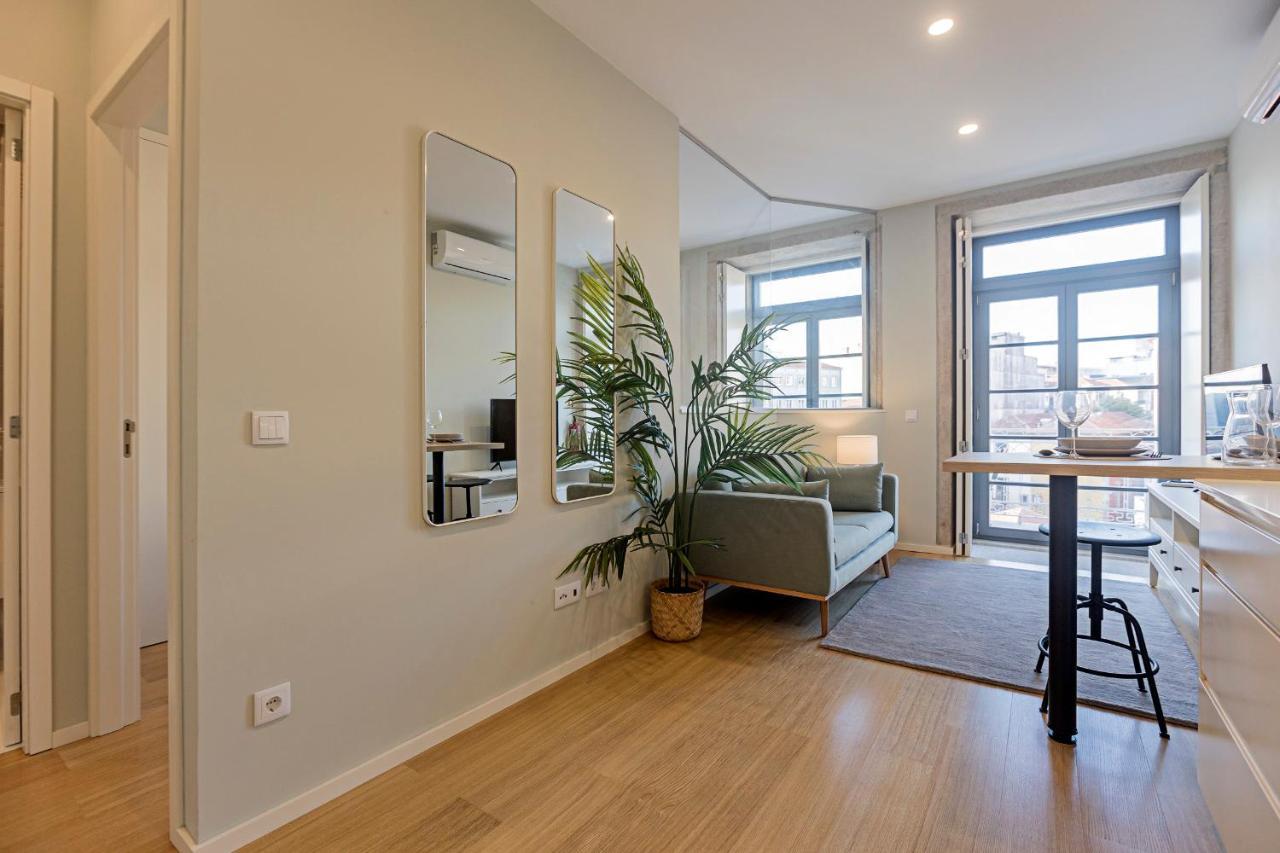 31 Janeiro 157 - Charming 1Br Flat W/ Ac & Balcony By Lovelystay Порту Экстерьер фото